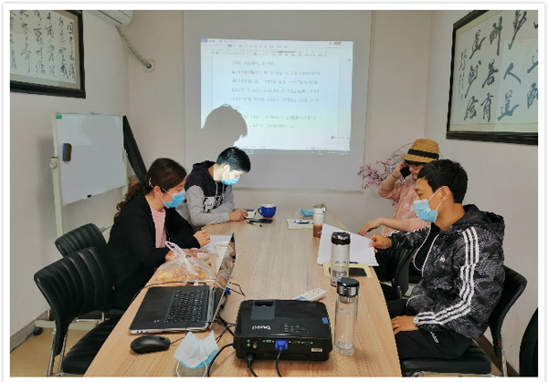 打造高效团队，公司组织员工开展专业知识培训